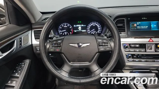Genesis G80 2016 thumb 3