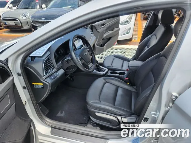 Hyundai Avante 2018 thumb 11