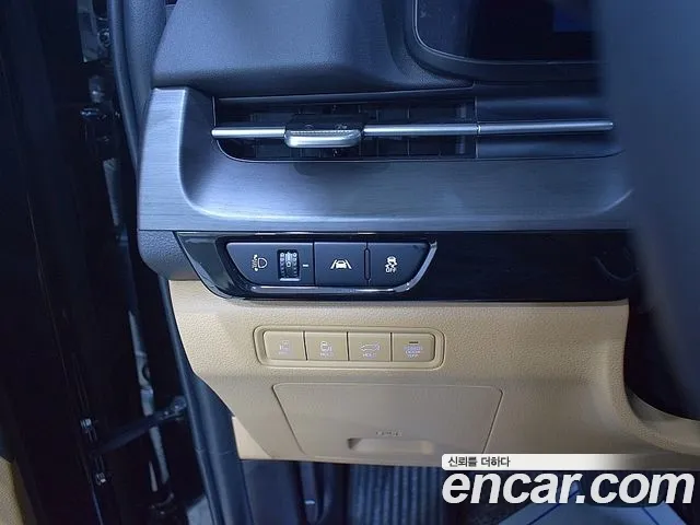 Kia Carnival 2020 thumb 3