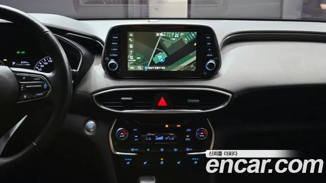 Hyundai Santa Fe 2018 thumb 7