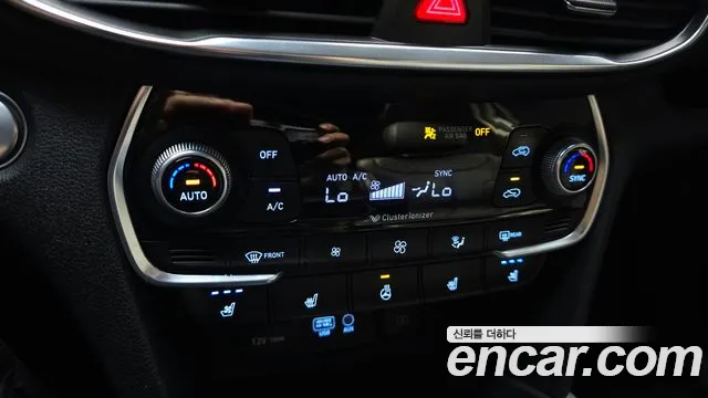 Hyundai Santa Fe 2018 thumb 6