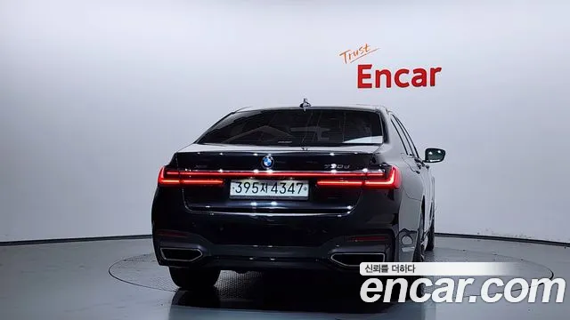 BMW 7 серии 2019 thumb 10