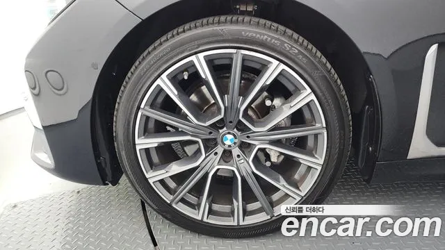 BMW 7 серии 2019 thumb 5