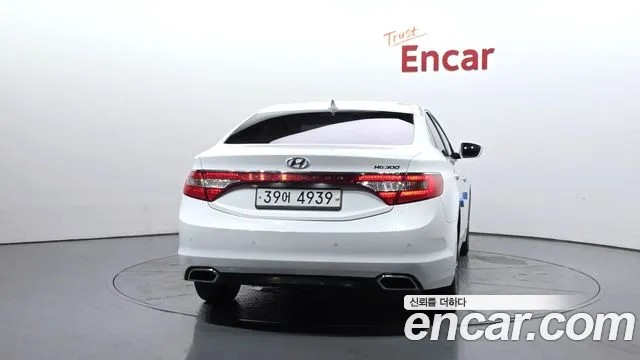 Hyundai Grandeur 2014 thumb 3
