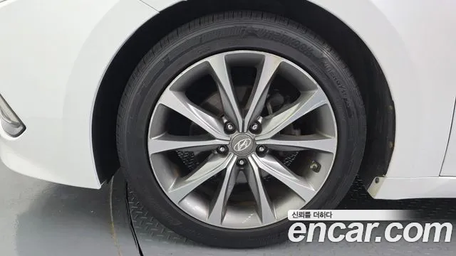 Hyundai Grandeur 2014 thumb 2