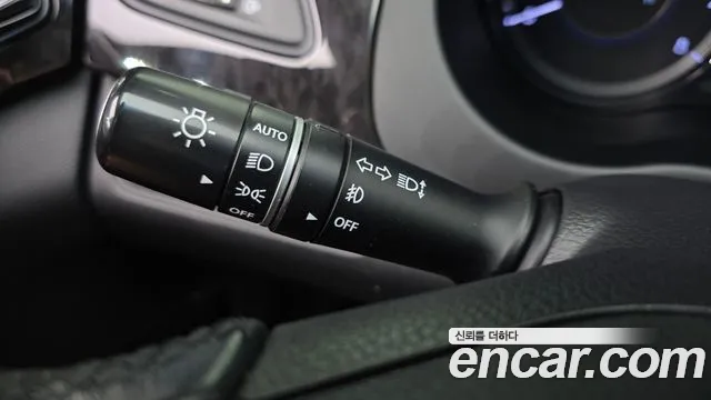 Hyundai Grandeur 2014 thumb 9