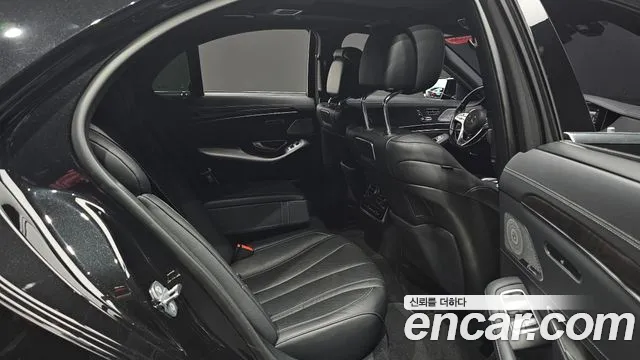 Mercedes-Benz S-Class 2019 thumb 5