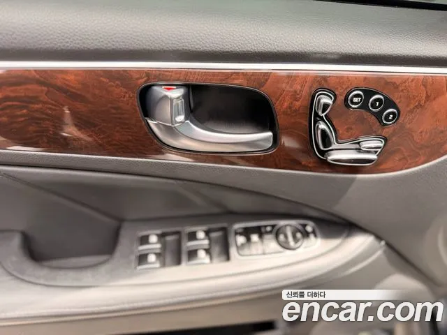 Hyundai Equus 2013 thumb 4