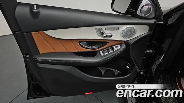 Mercedes-Benz GLC 2020 thumb 4