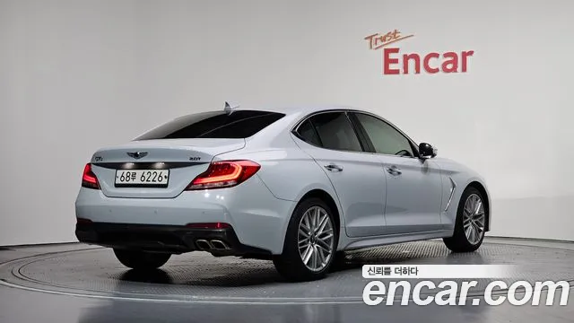 Genesis G70 2019 thumb 4