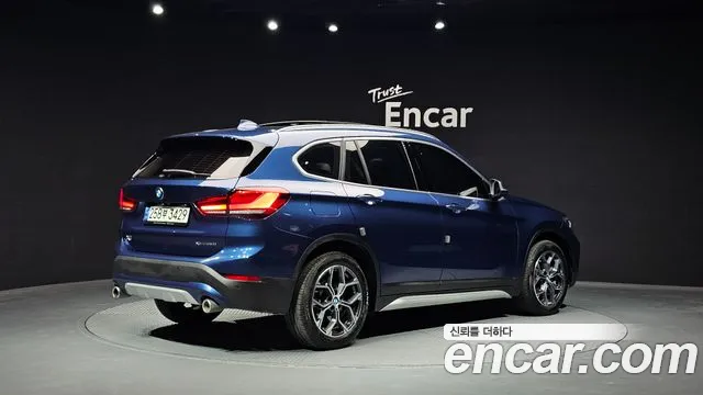 BMW X1 2021 thumb 10