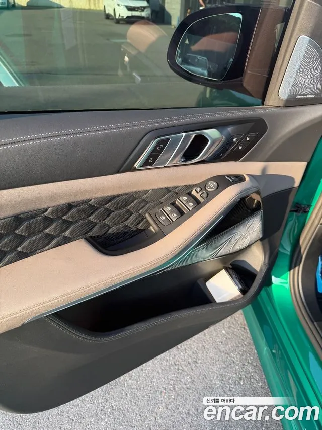 BMW X5M 2025 thumb 4