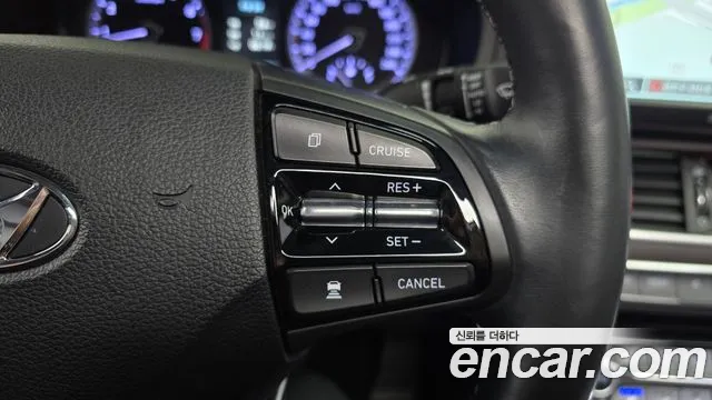 Hyundai Grandeur 2017 thumb 5
