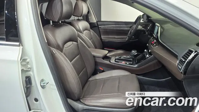 Hyundai Grandeur 2017 thumb 4