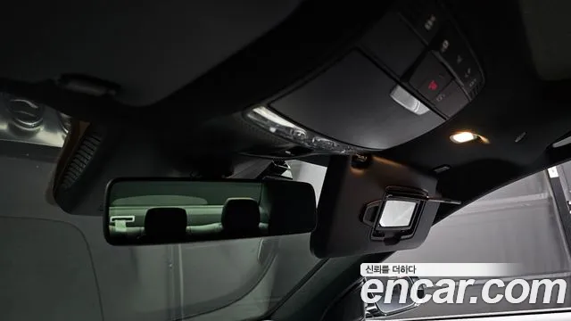 Mercedes-Benz E-Class 2018 thumb 2