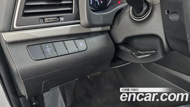 Hyundai Avante 2016 thumb 6