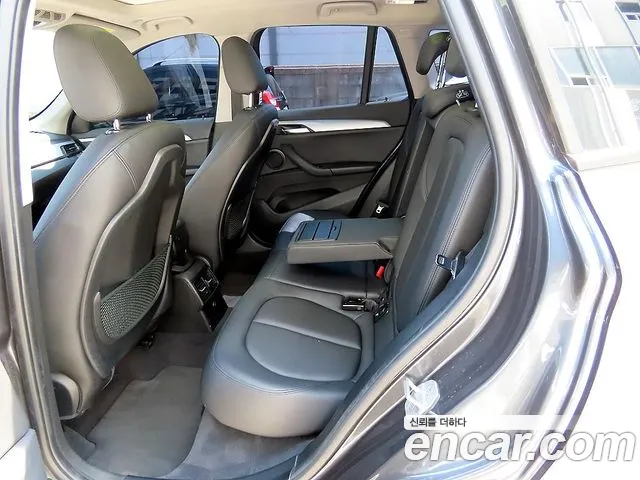 BMW X1 2018 thumb 7