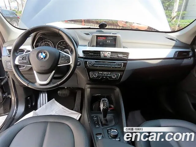 BMW X1 2018 thumb 11