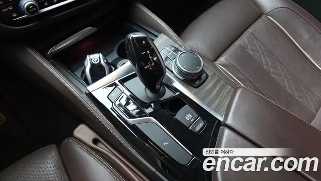 BMW 5 серии 2019 thumb 7