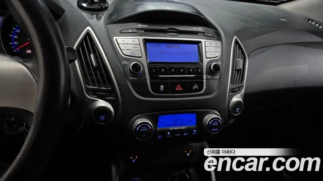 Hyundai Tucson 2010 thumb 11