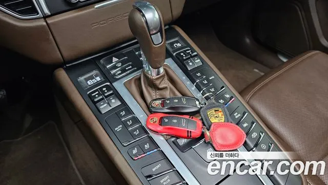 Porsche Macan 2018 thumb 6