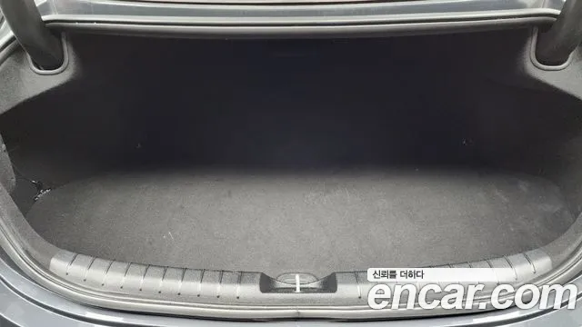 Hyundai Grandeur 2018 thumb 6