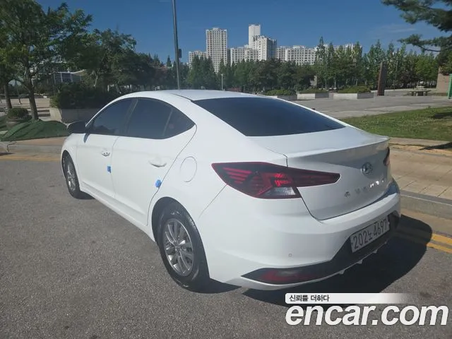 Hyundai Elantra 2018 thumb 6