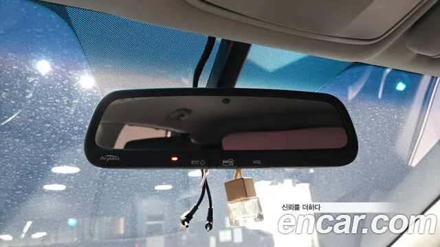 Hyundai Santafe 2015 thumb 7