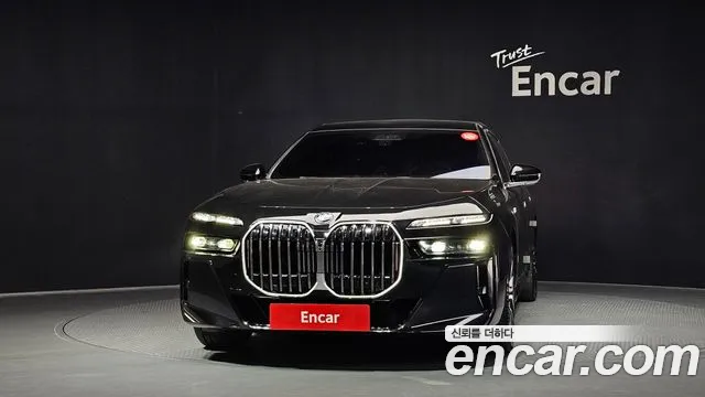 BMW 7 серии 2024 thumb 9
