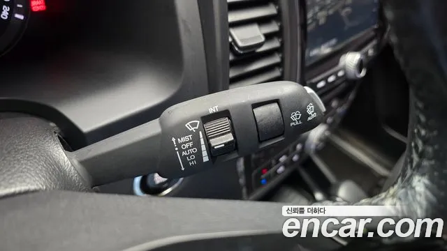 KGM Rexton Sports 2021 thumb 5