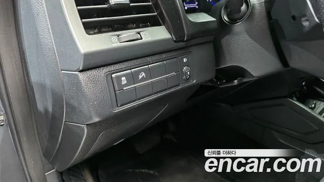 KGM Rexton Sports 2021 thumb 9