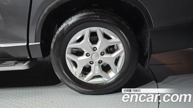KGM Rexton Sports 2021 thumb 10
