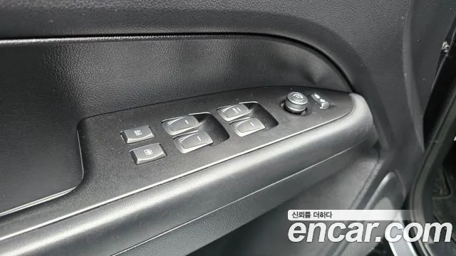 KGM Rexton Sports 2021 thumb 6