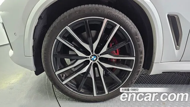 BMW X5 2022 thumb 3
