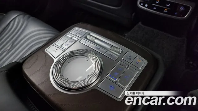 Genesis G80 2020 thumb 3