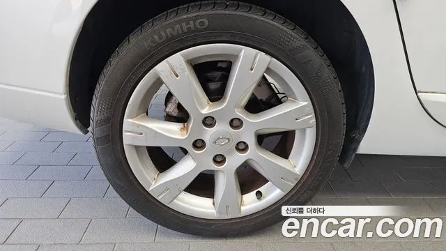 Renault SM3 2011 thumb 9