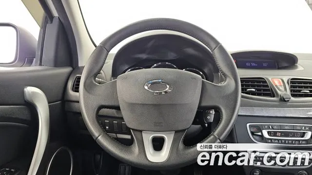 Renault SM3 2011 thumb 3
