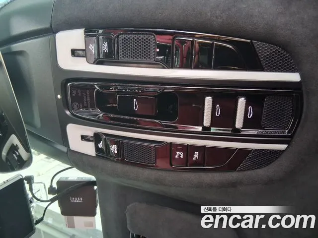 Porsche Panamera 2022 thumb 3