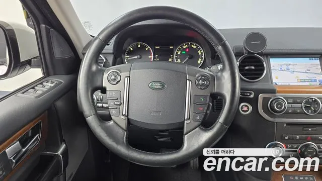 Land Rover Discovery 2015 thumb 8
