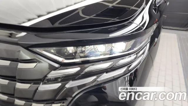 Toyota Alphard 2025 thumb 5
