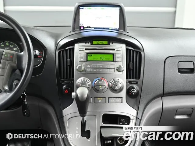 Hyundai Staria 2015 thumb 5