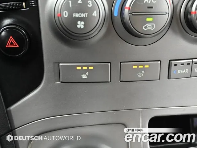 Hyundai Staria 2015 thumb 6