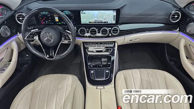 Mercedes-Benz E-Class 2021 thumb 3