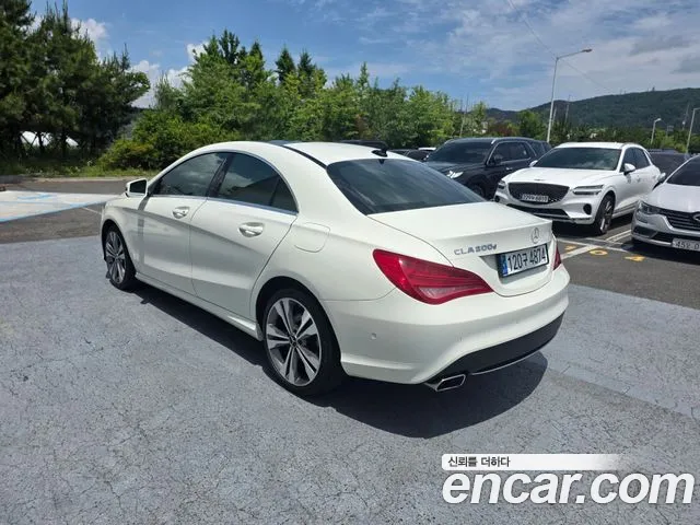 Mercedes-Benz A-Класс 2016 thumb 8