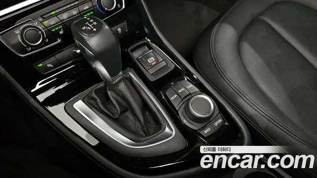 BMW 2 серии Active Tourer 2017 thumb 11