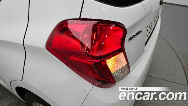 Chevrolet Spark 2019 thumb 3