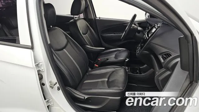 Chevrolet Spark 2019 thumb 12