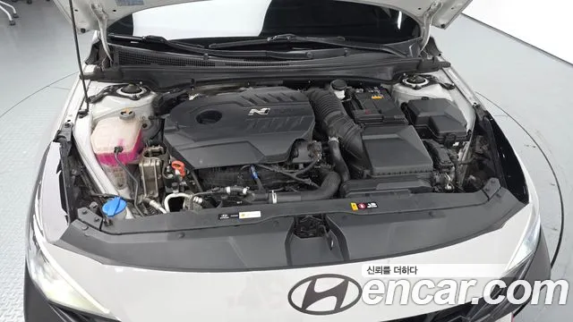 Hyundai Elantra 2022 thumb 9
