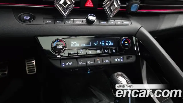 Hyundai Elantra 2022 thumb 5