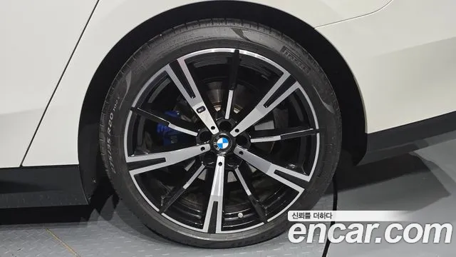 BMW 5 серии 2024 thumb 7